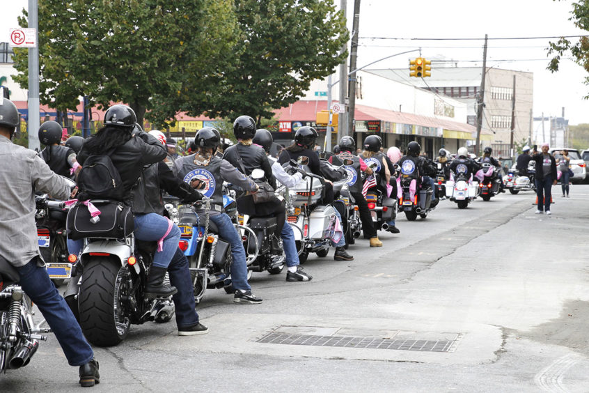 group photo of motorcyclists
