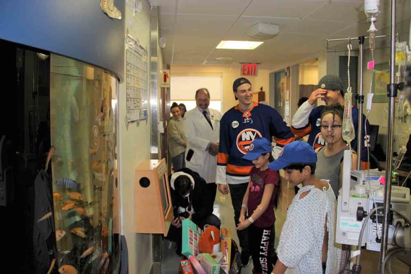 New York Islanders visiting pateints