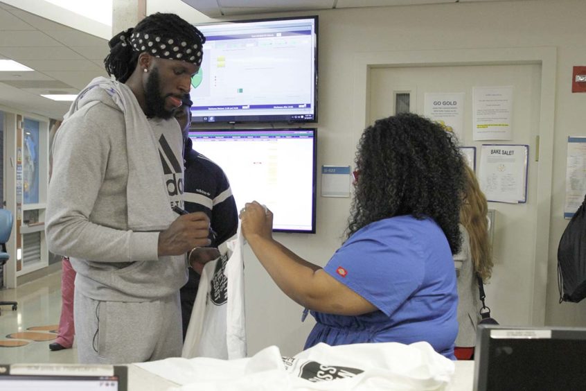 DeMarre Carroll Visits Pediatric Patients