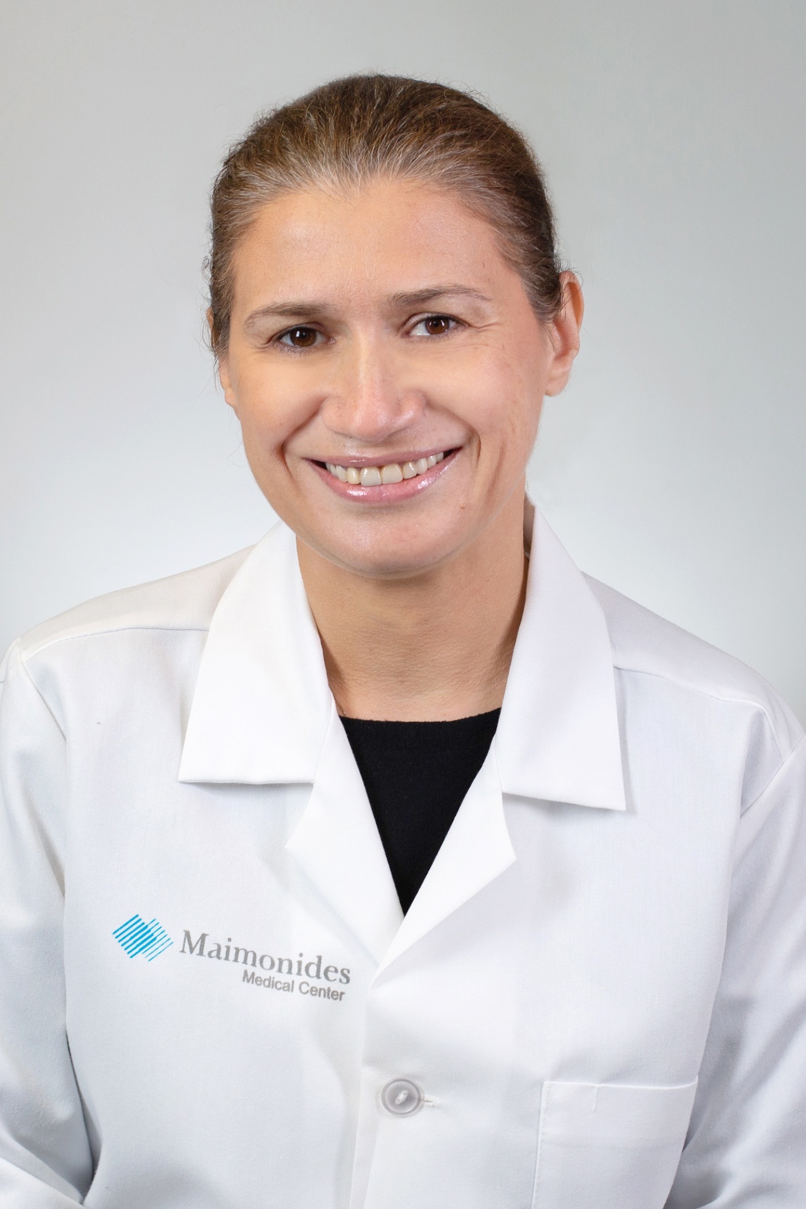 Sana Vonovitskiy, MSN, CFNP